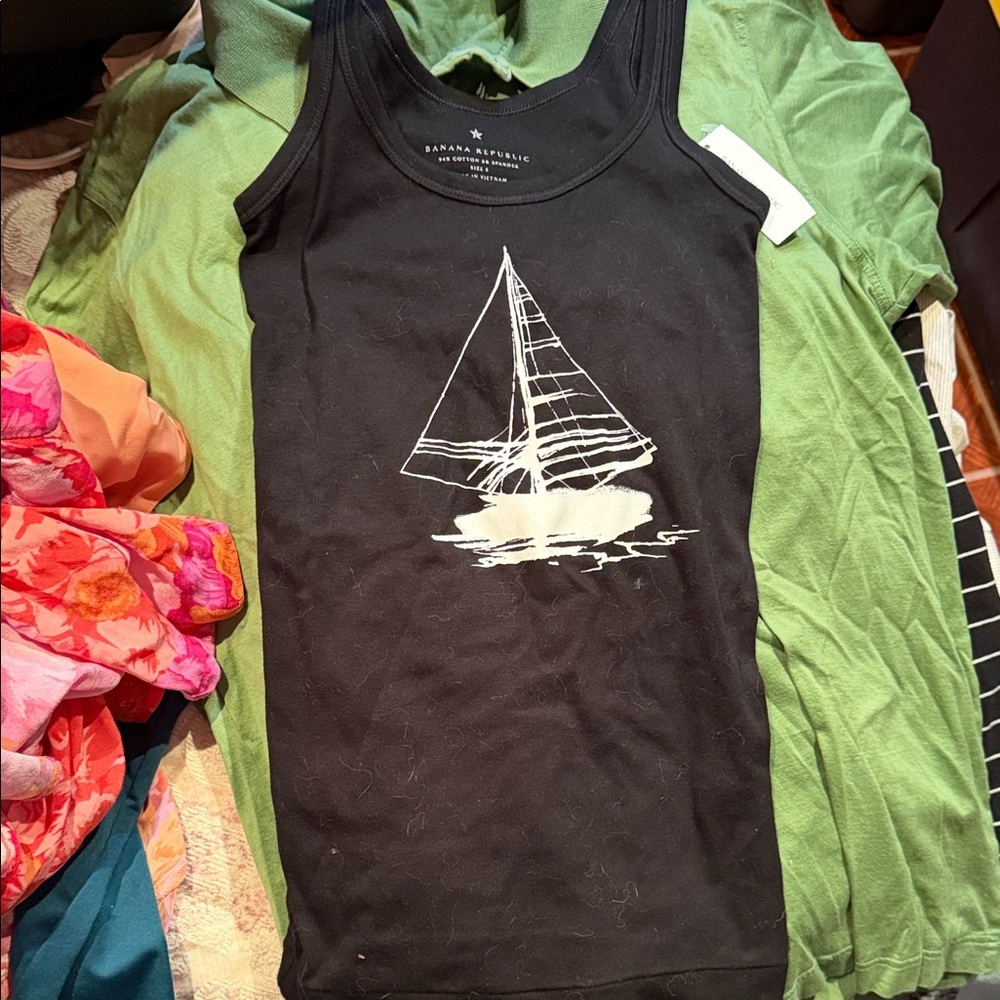 Banana Republic Black Tank Top with White Sailboat Graphic - Kids - Picture 1 of 2